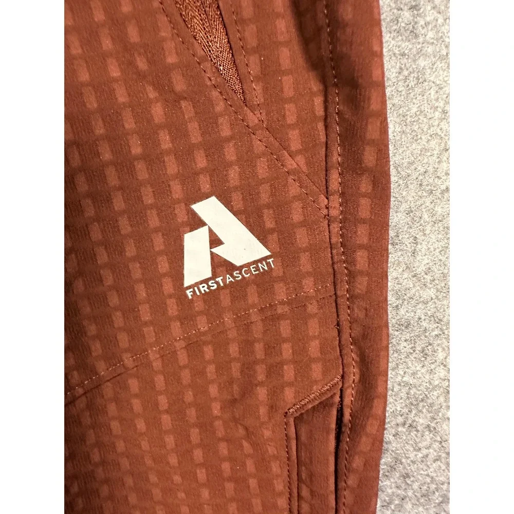 Eddie Bauer First Ascent Mens Large RustBrown Grid Technical Hiking Jogger Pants